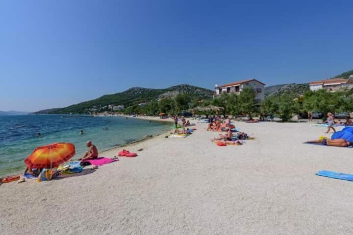 Trogir-Luxury Villa Sapphirus セゲット・ヴラニツァ エクステリア 写真