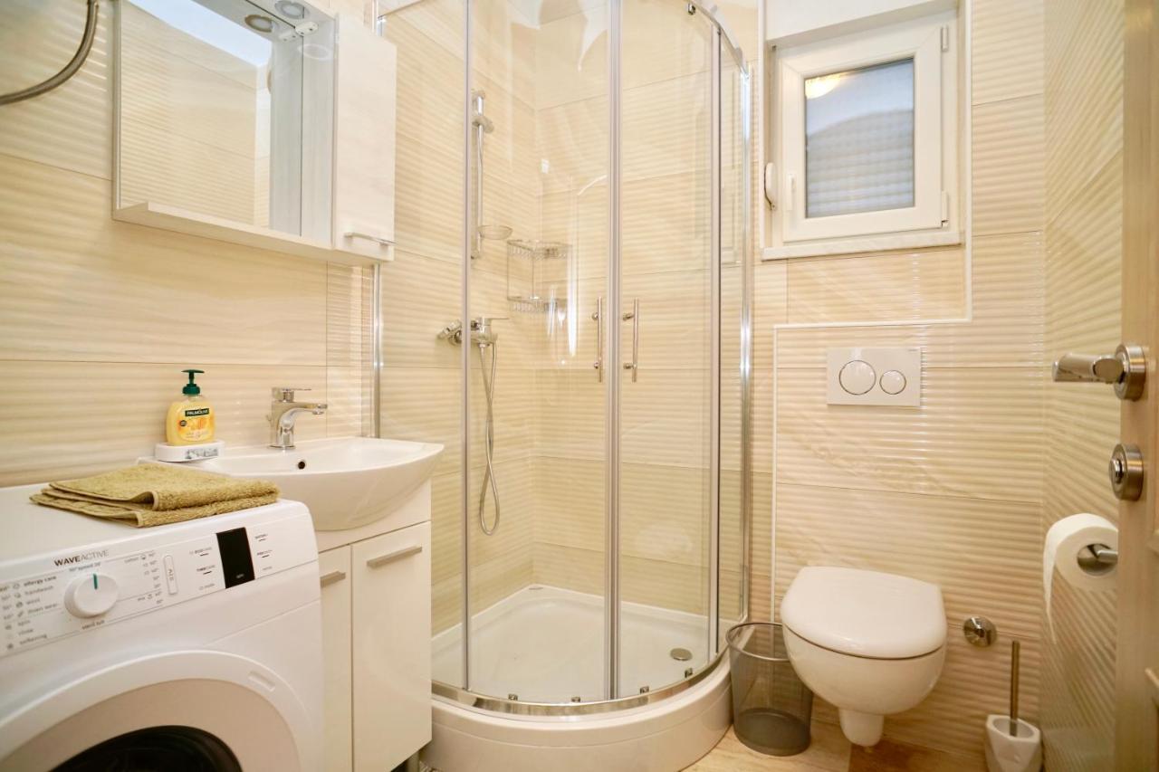 Trogir-Luxury Villa Sapphirus セゲット・ヴラニツァ エクステリア 写真