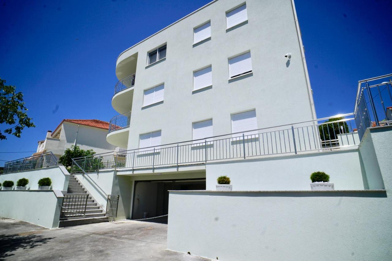 Trogir-Luxury Villa Sapphirus セゲット・ヴラニツァ エクステリア 写真